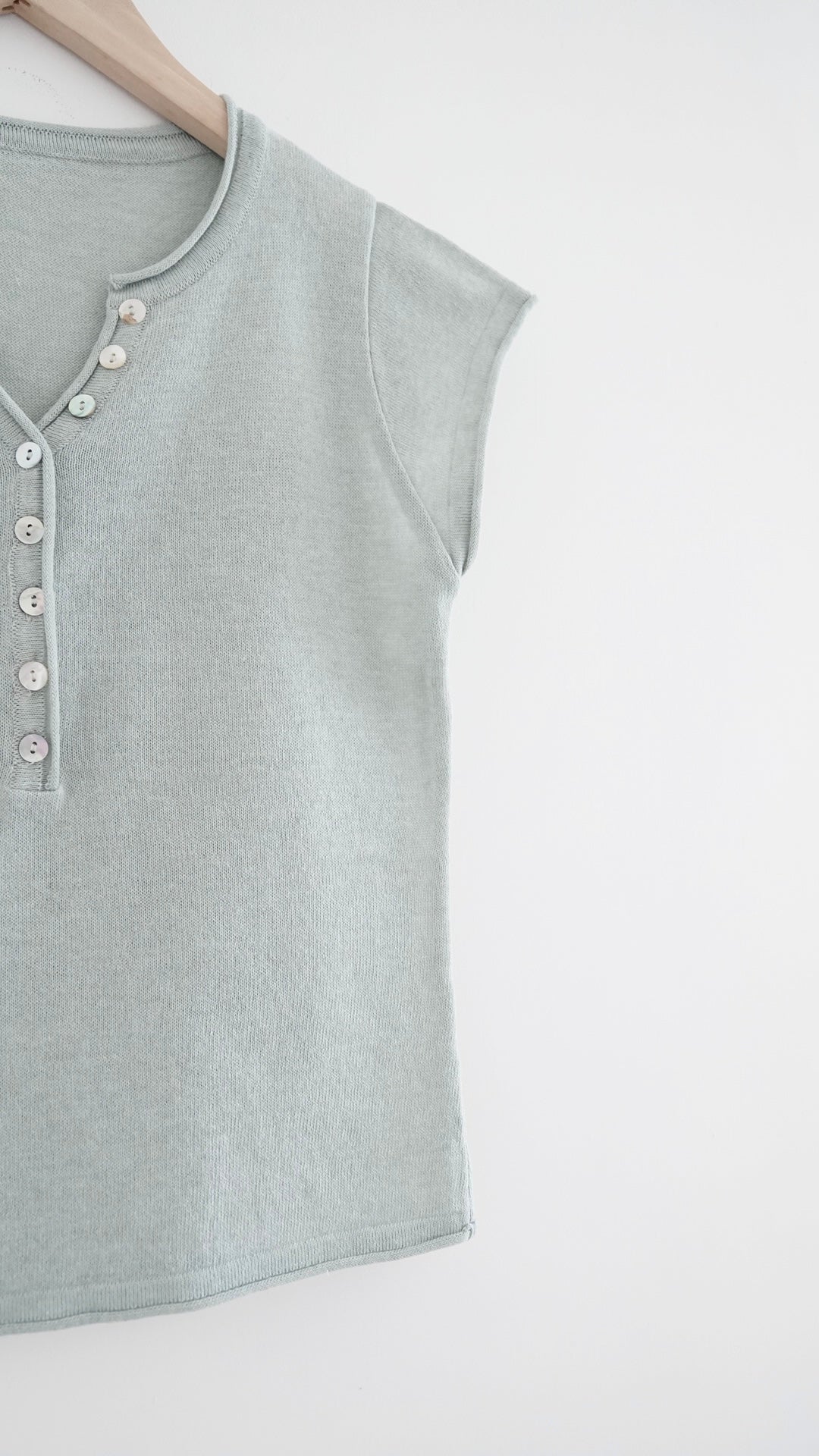 soren minimalist button knit top in mint (pre-order)