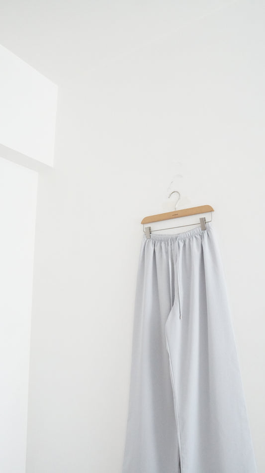 minimalist light pants in dust