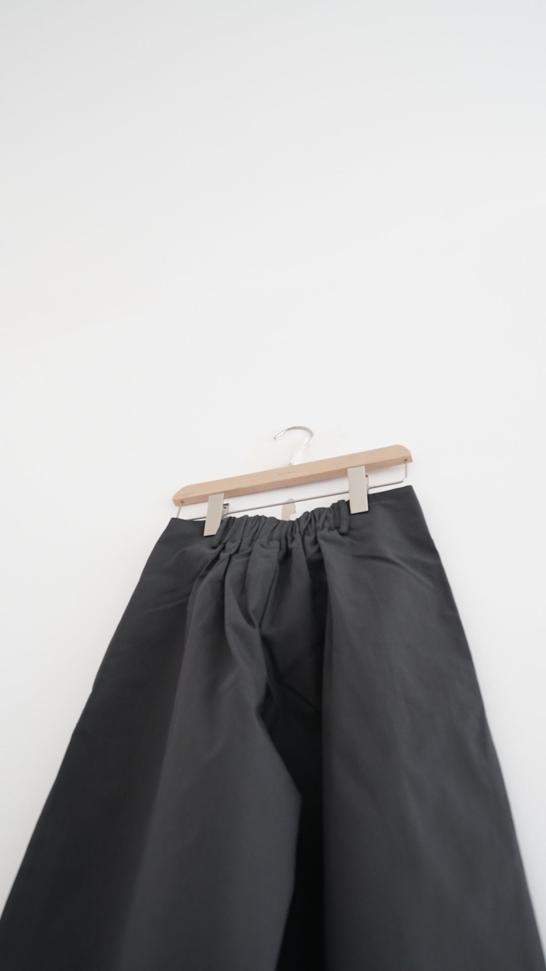 ally pleated waist trousers in (charcoal (pre-order)