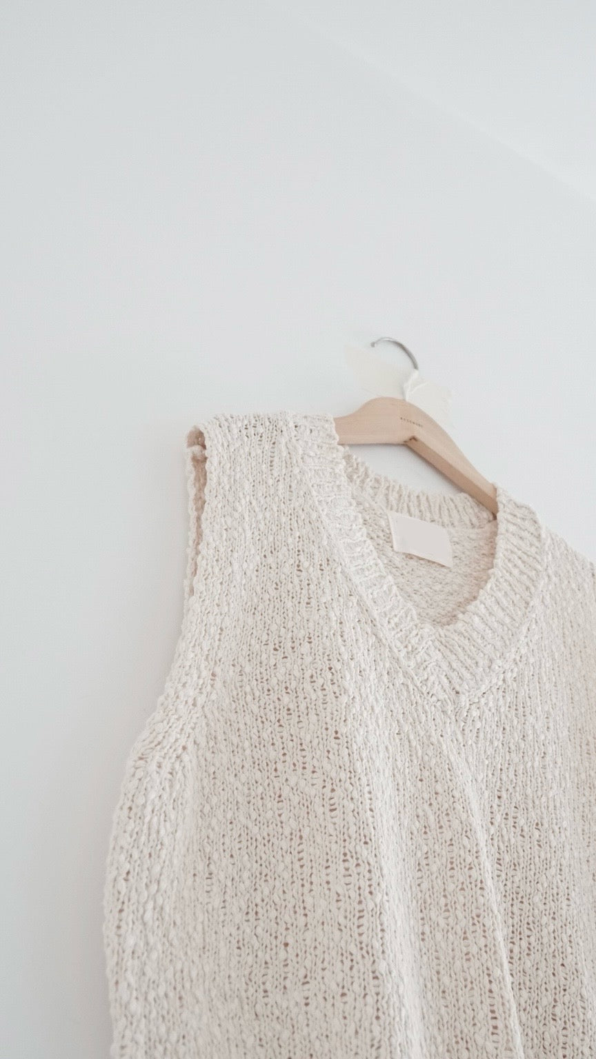 mesh vest in ivory in ivory (pre-order)