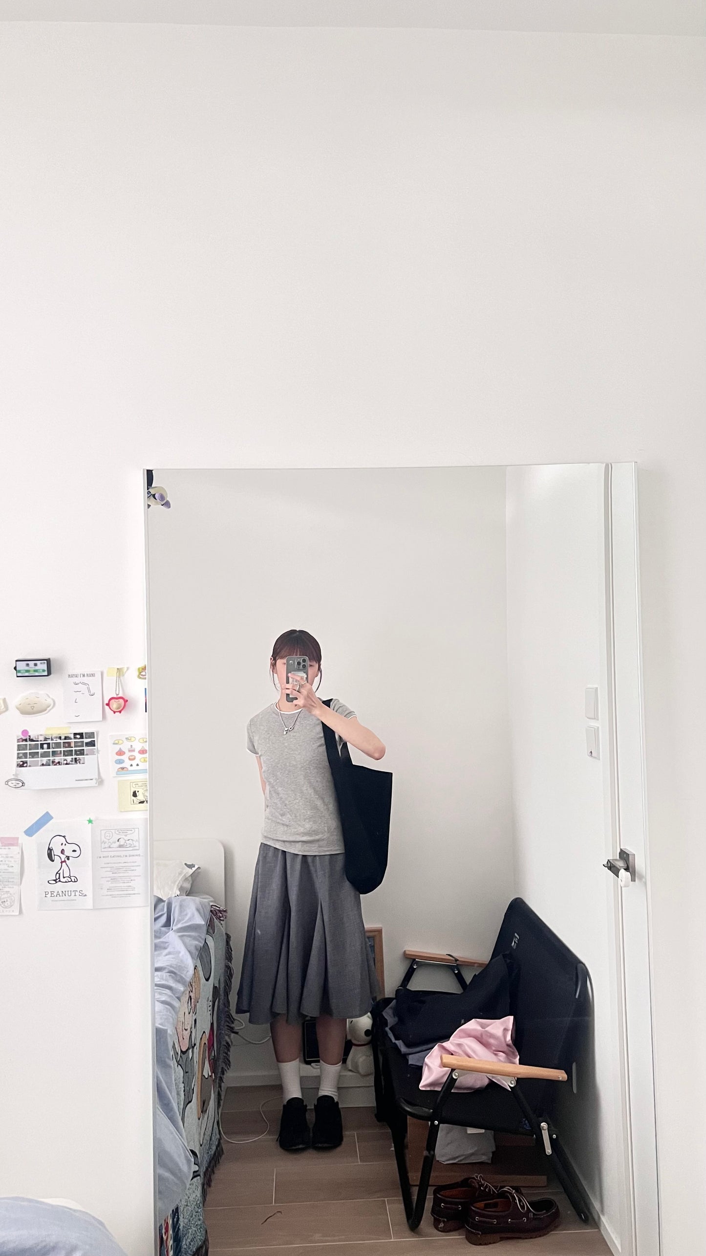 yui modal contrast trim tee in grey (pre-order)