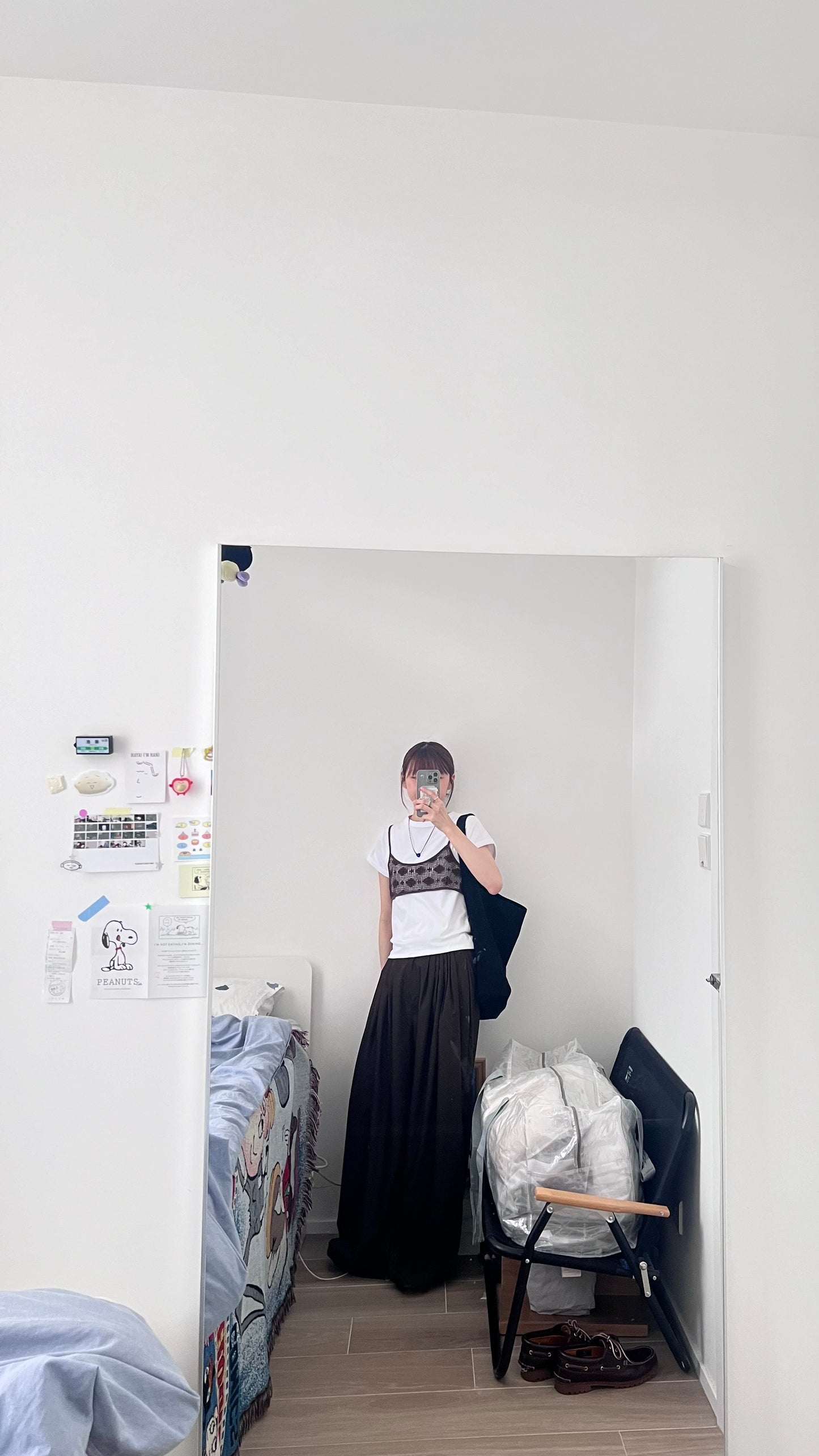 yoru pleated wide-leg trousers in brown (pre-order)