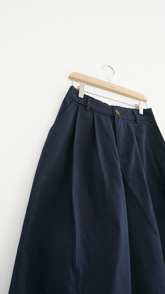 retro line cropped pants in navy