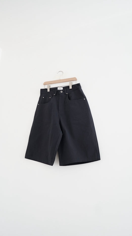 peter textured stripe short in charcoal (pre-order)