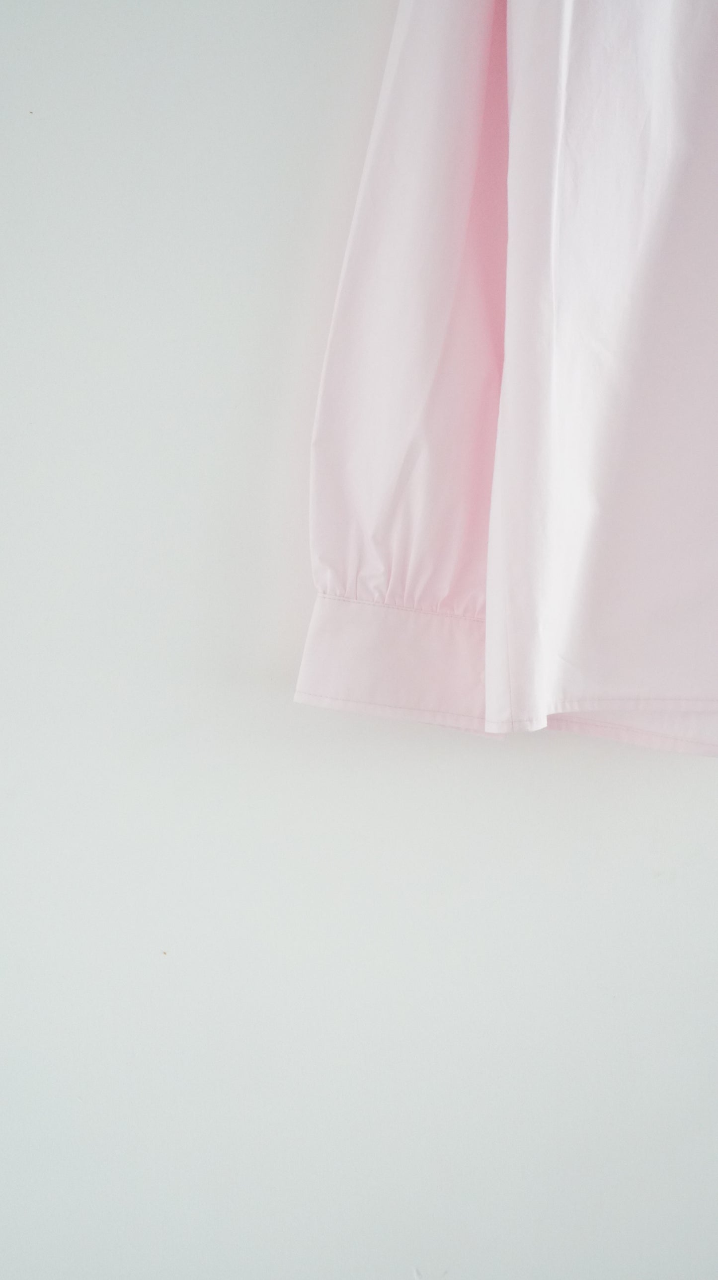 classic off shoulder oversized shirt in soft pink ( pre-order )