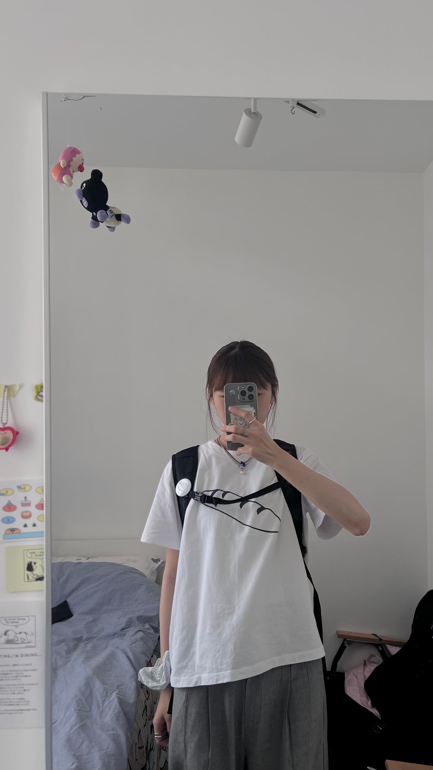 パン tee in white (pre-order)
