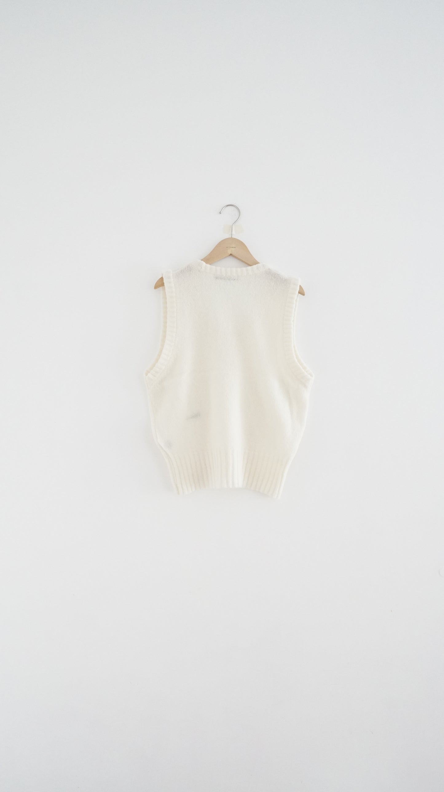 sheer knit vest in ivory ( pre-order )