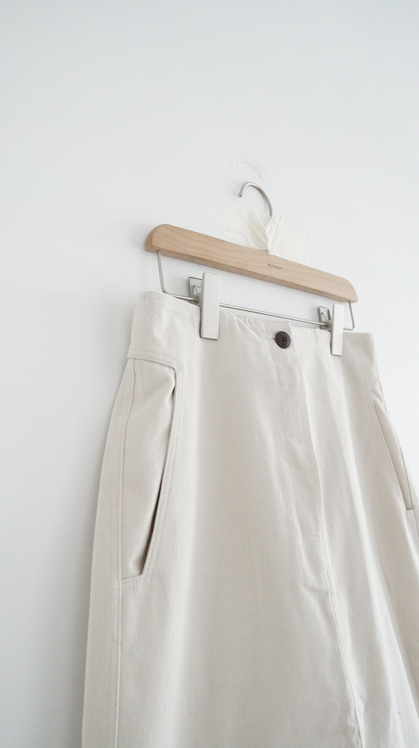 high quality a-cut long skirt in ivory ( pre-order )