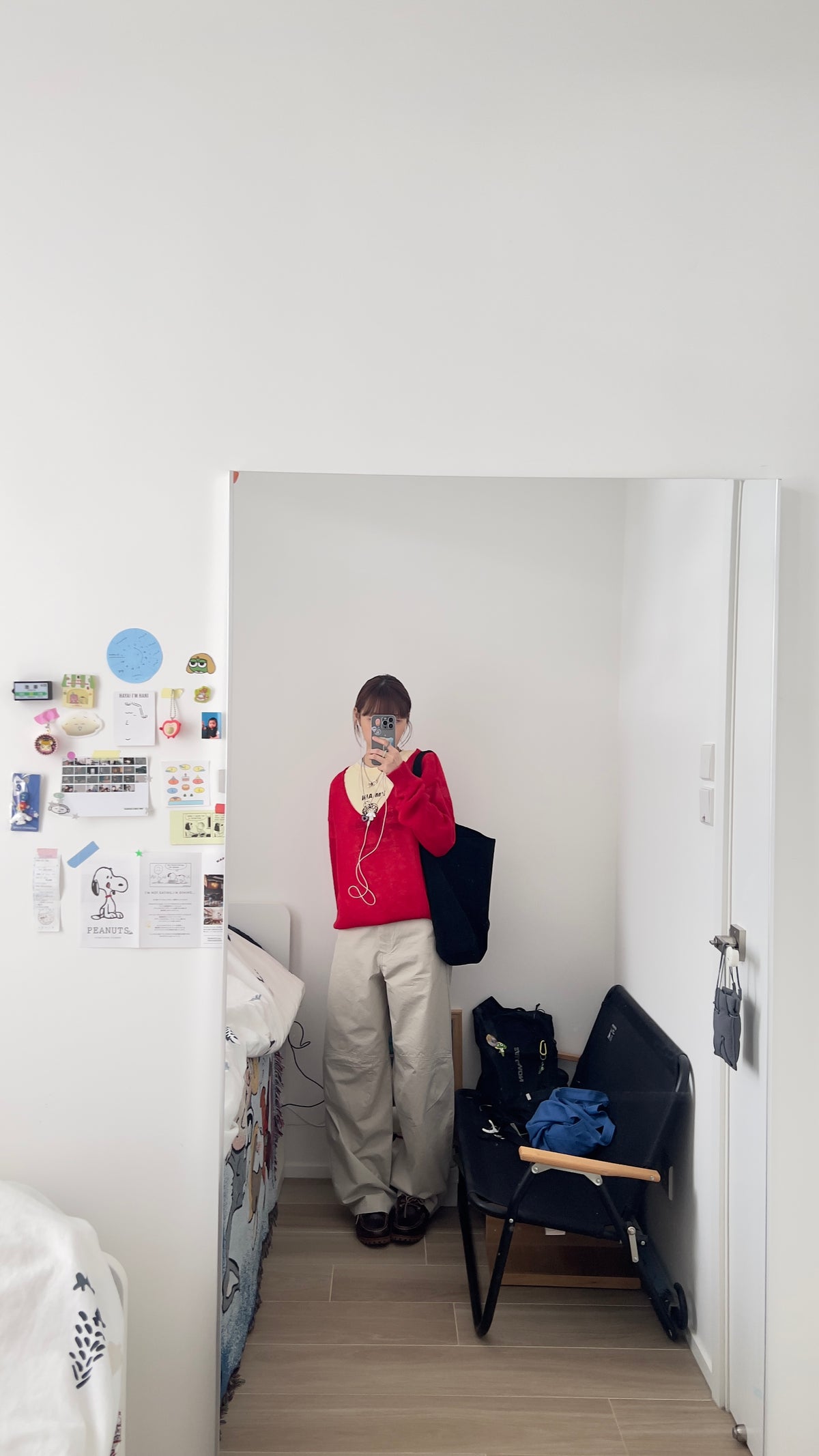 atelier light v-neck sweater in red (pre-order)