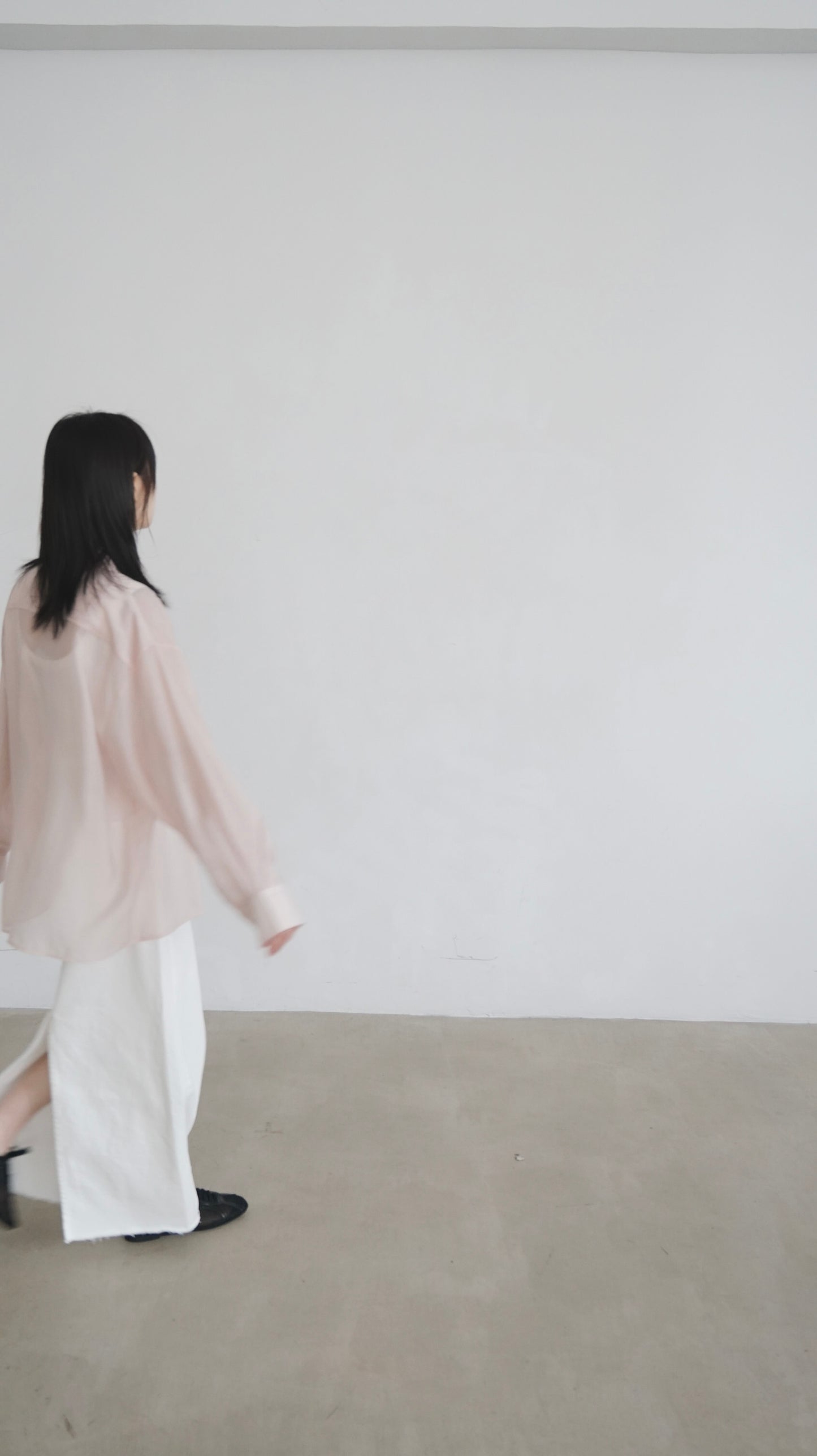 high-quality sheer shirt in soft pink (pre-order)