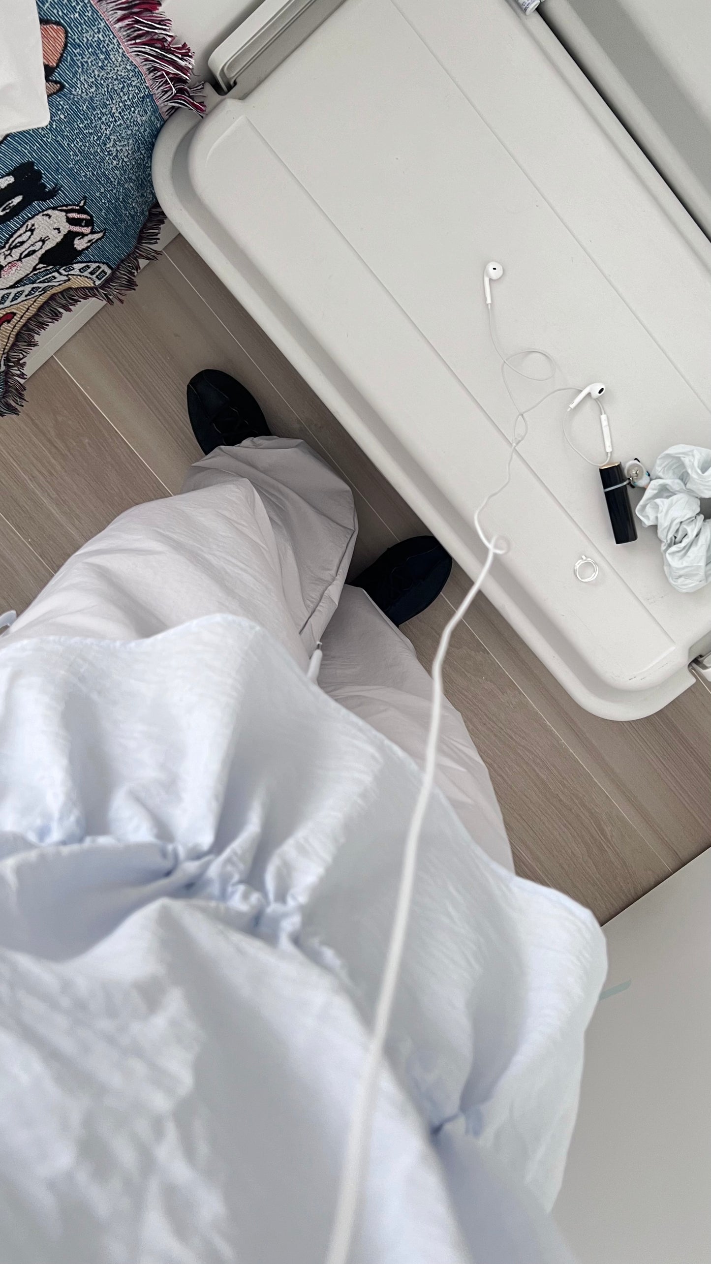 olaf light light pants in ice grey (pre-order)