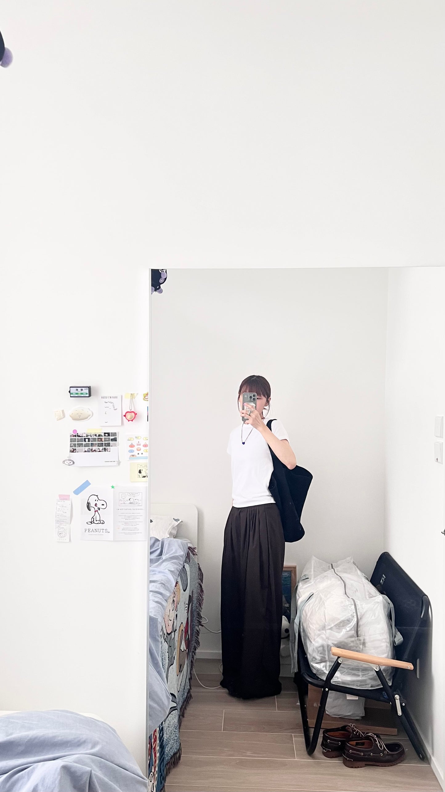 yoru pleated wide-leg trousers in brown (pre-order)