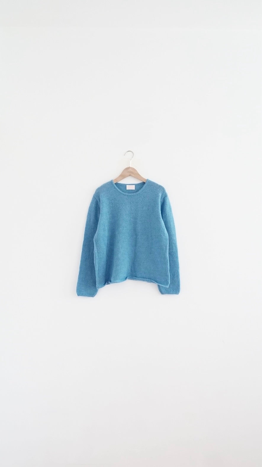 piano sweater in blue (pre-order)