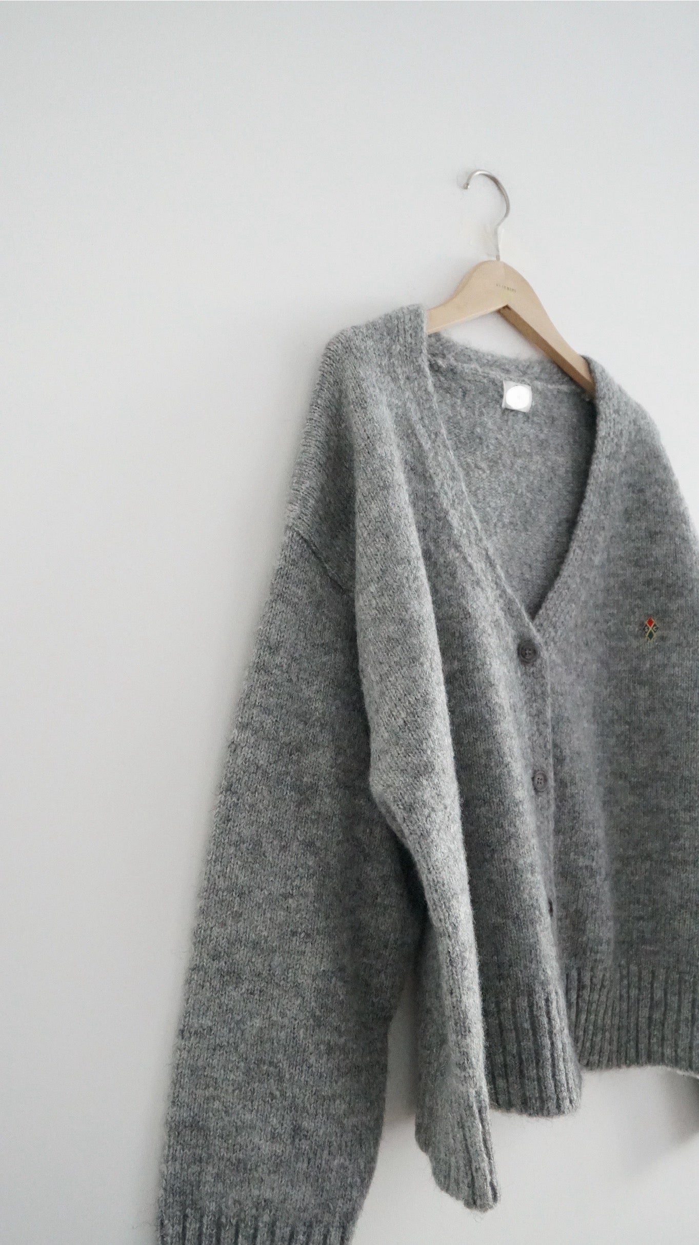 classic hign-end cardigan in grey (pre-order)