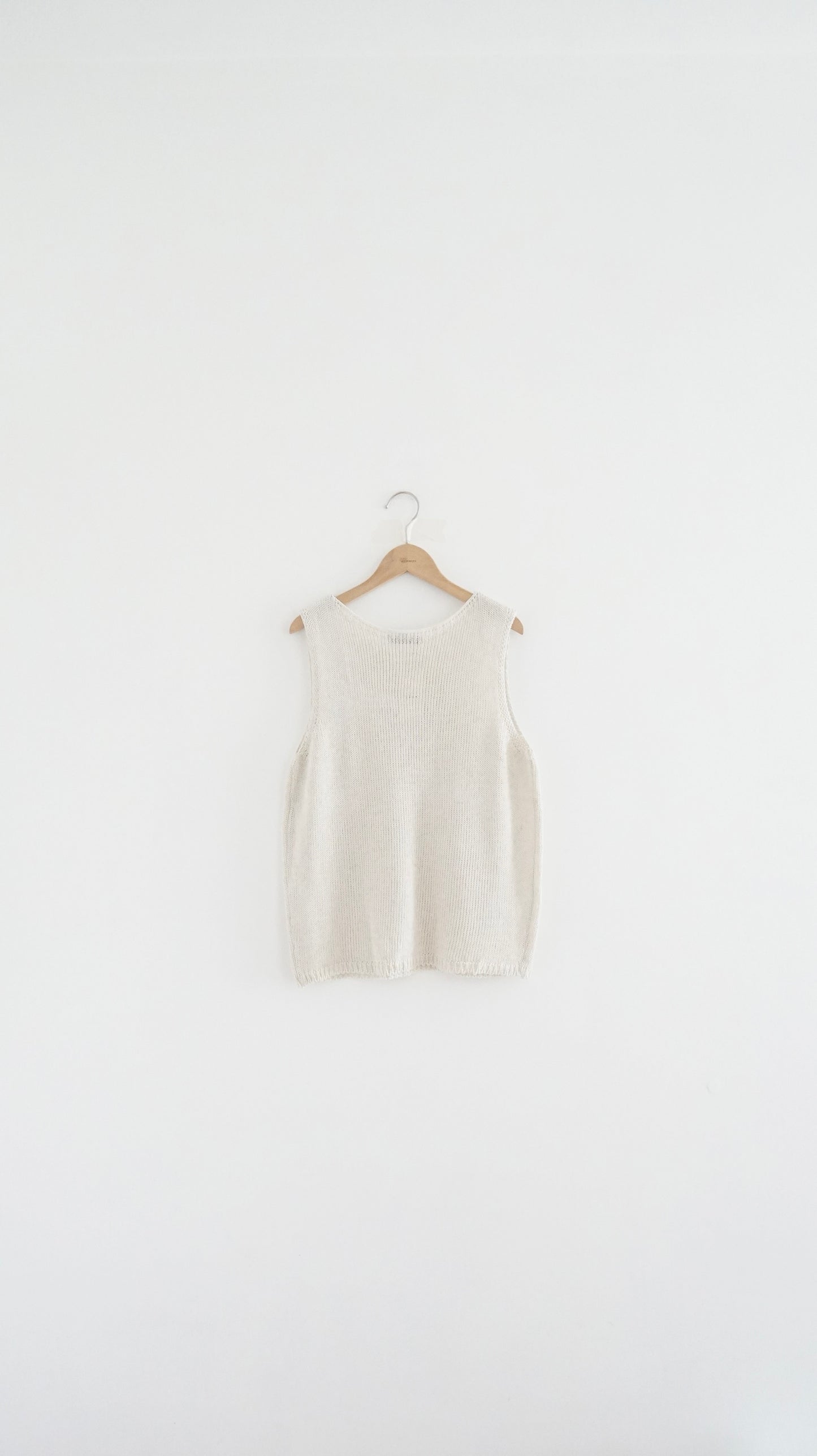 basic u-neck linen top in ivory