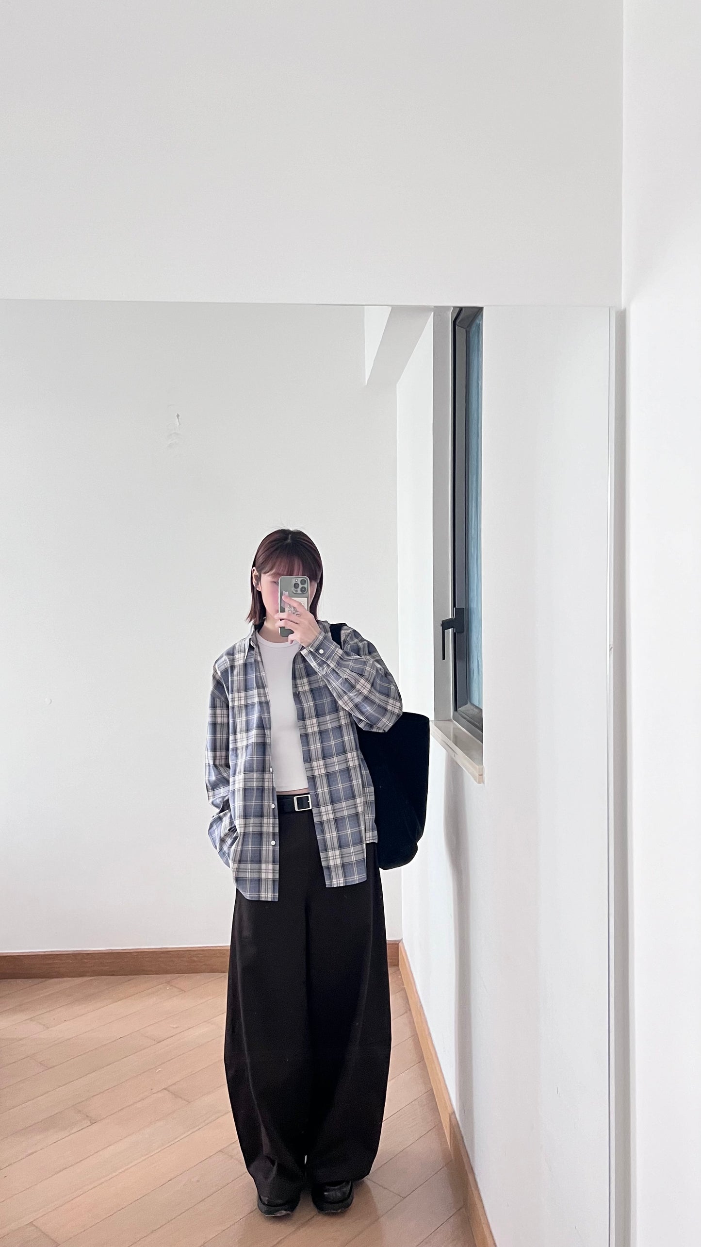 ⭐️ classic minimalist tank top in white (pre-order)(must-have)