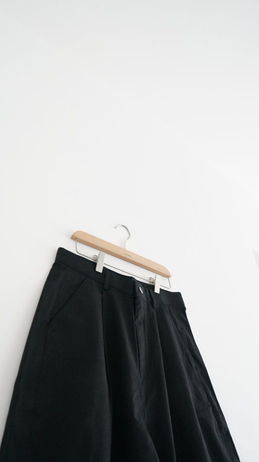 bermuda shorts in black