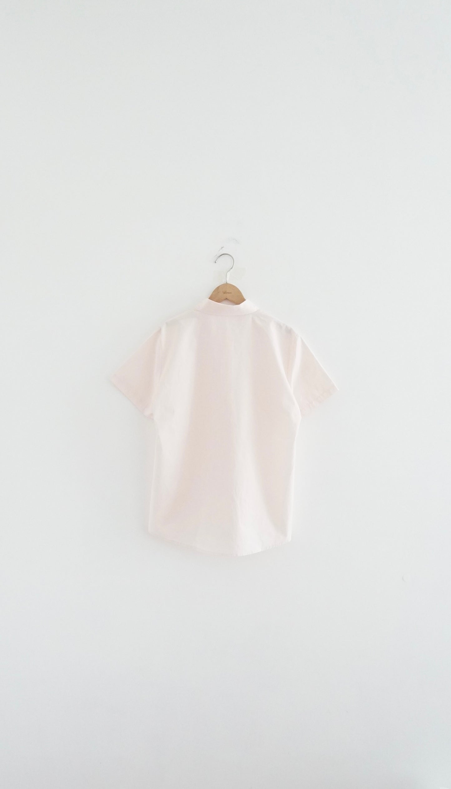 basic light shirt in baby pink (pre-order)