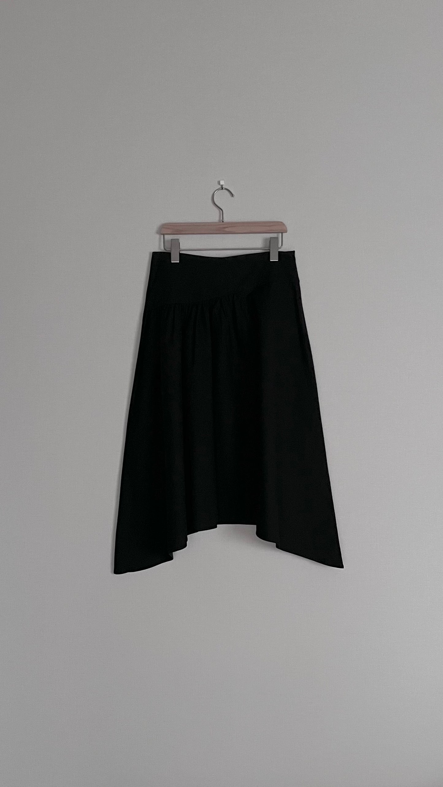 witt irregular shaped skirt in black