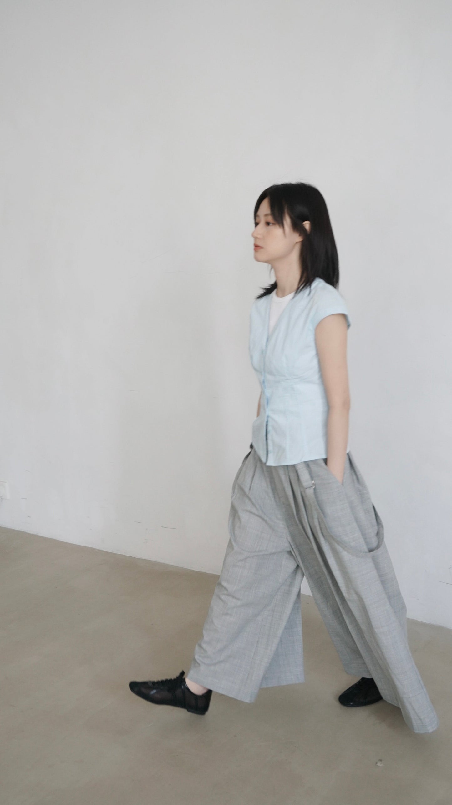 bobby pants light grey