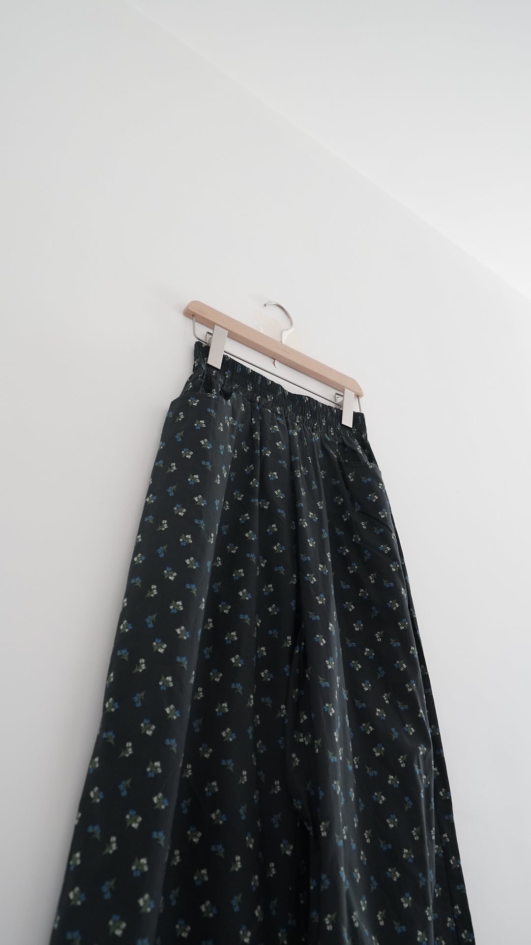 hana pants in charcoal (pre-order)