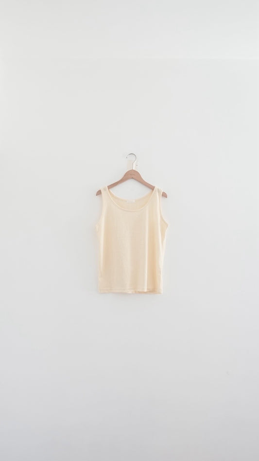 rom layering vest in light yellow (pre-order)