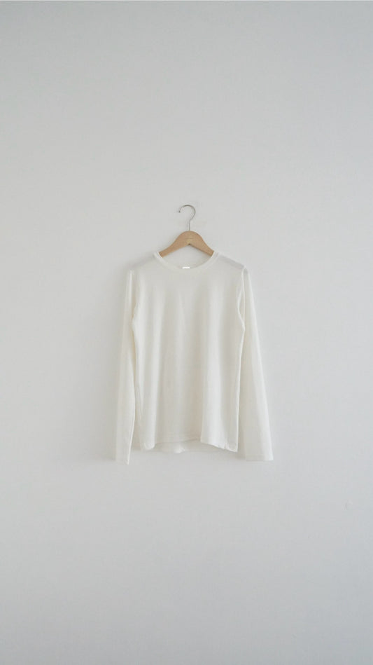 turtle-neck inner shirt in white (pre-order)