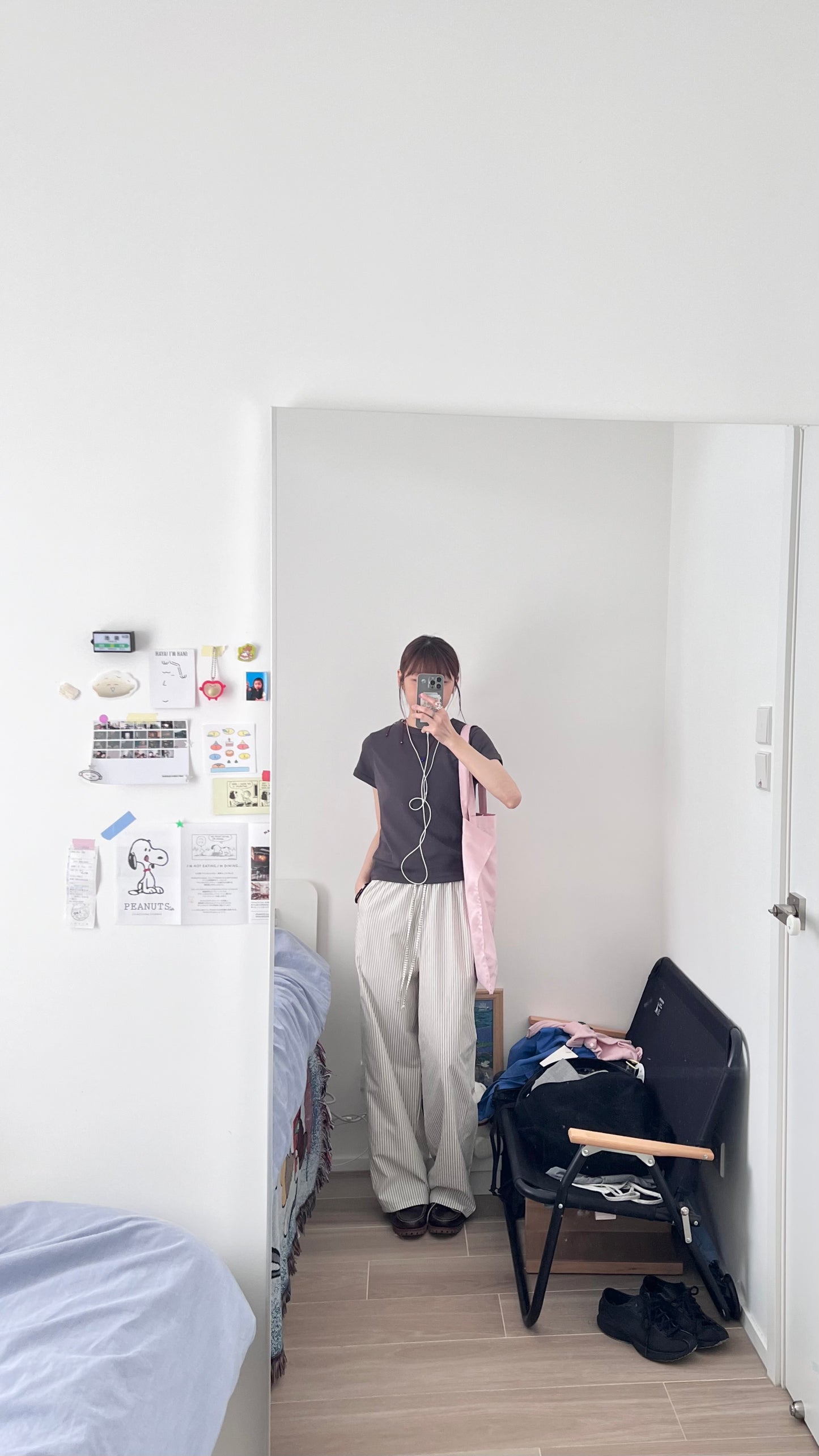 light like striped pants in beige (pre-order)