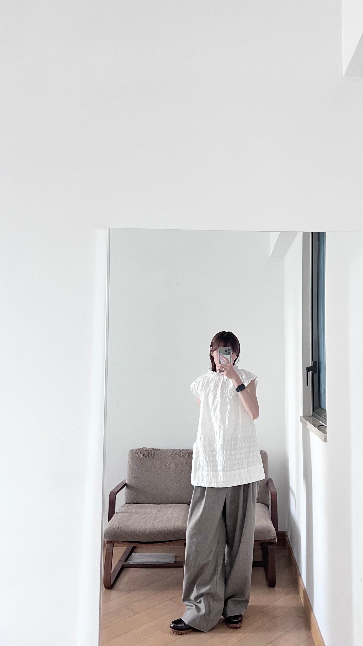 striped turtle-neck top in white