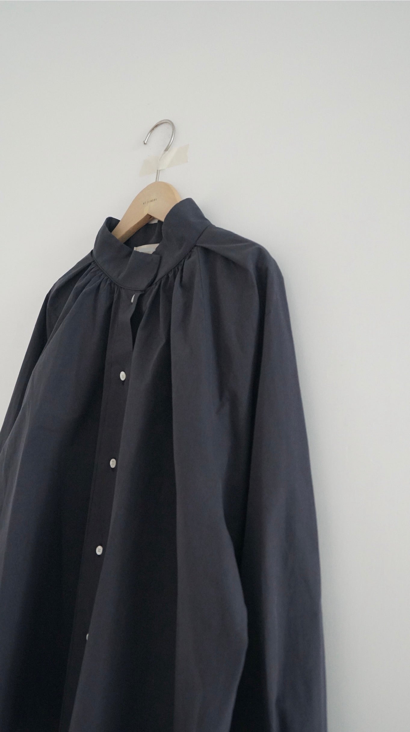 turtle neck shirt in dark navy ( pre-order )