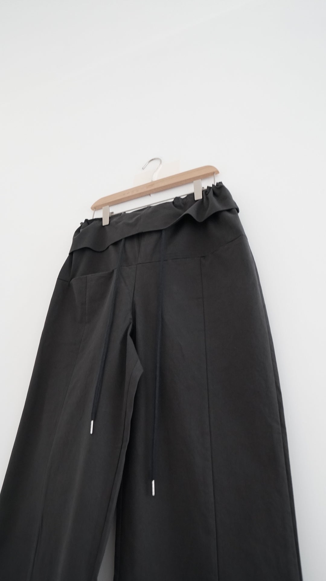 voss high end low waist vintage pants in charcoal (pre-order)