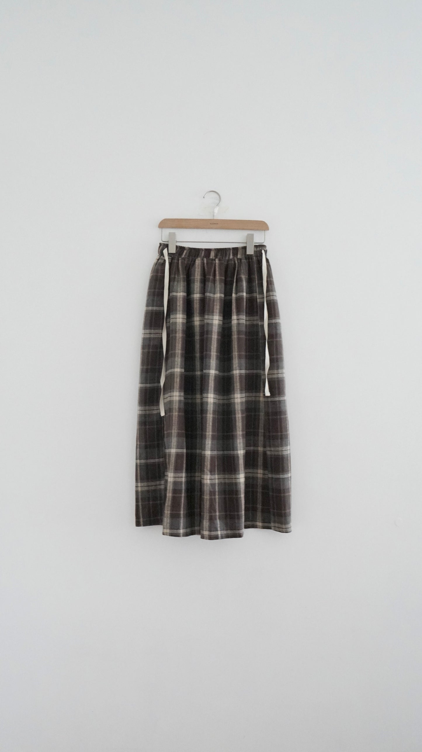 japanese style checked skirt in brown (pre-order)