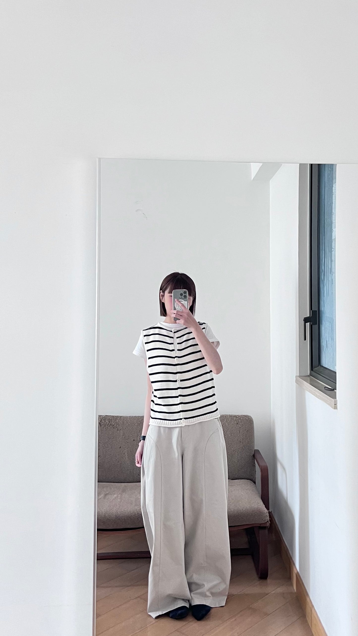 back side button linen vest in ivory (pre-order)