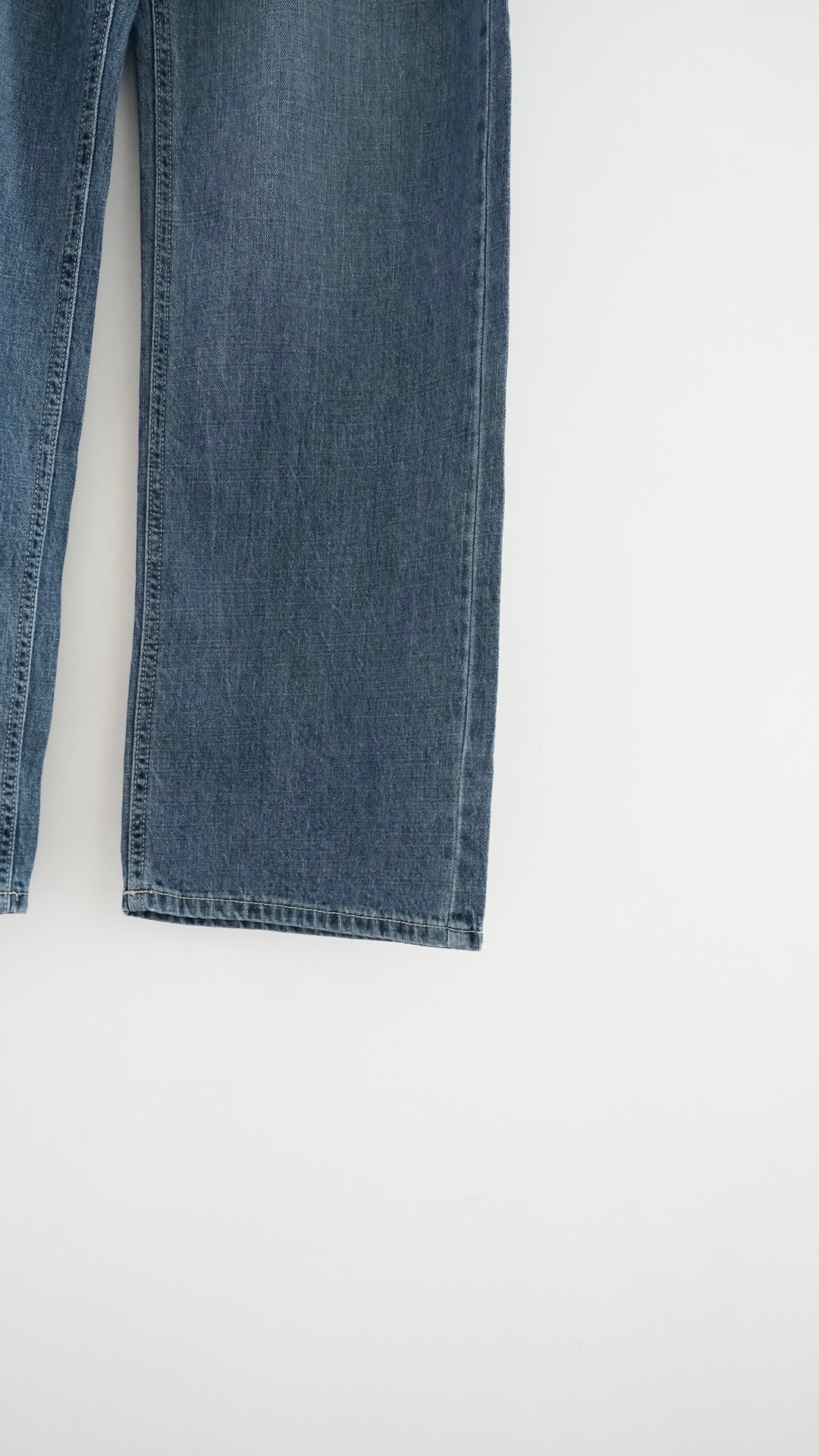 classic boyfriend jeans in dark denim (pre-order)