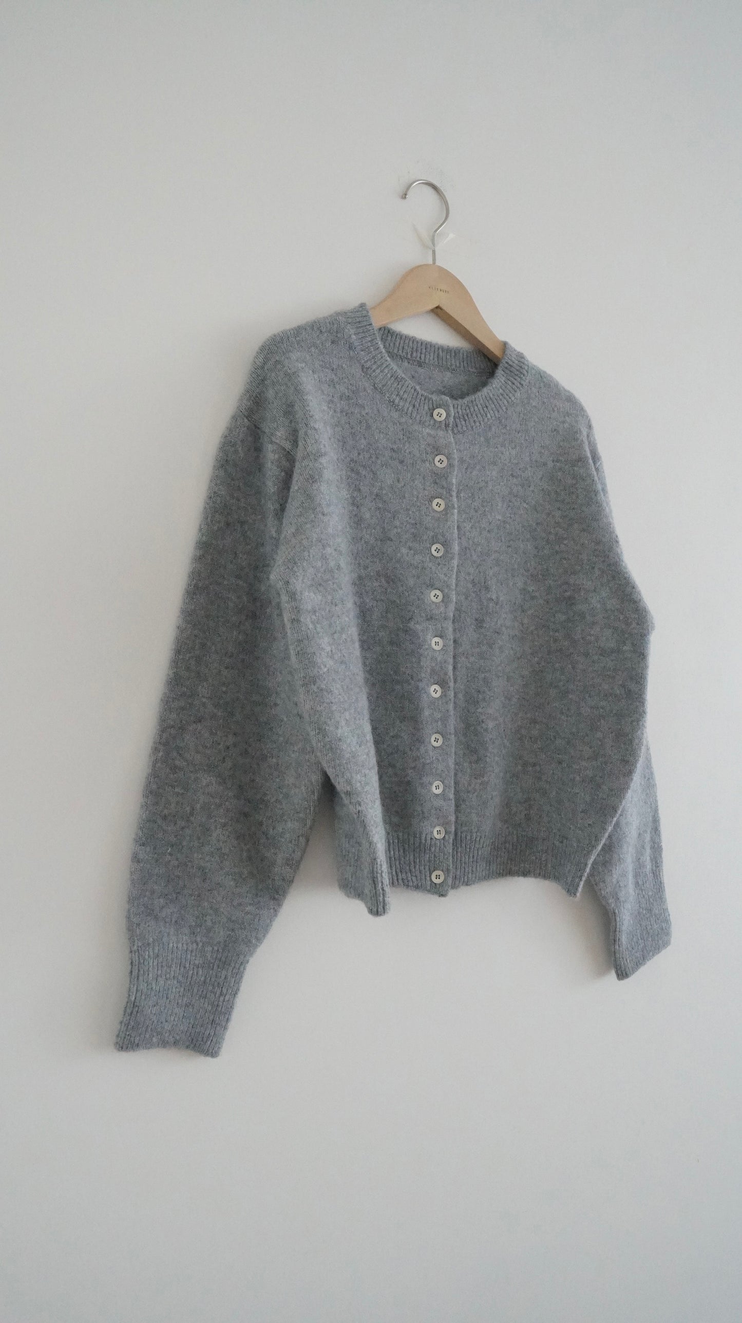 round cardigan in grey (pre-order)