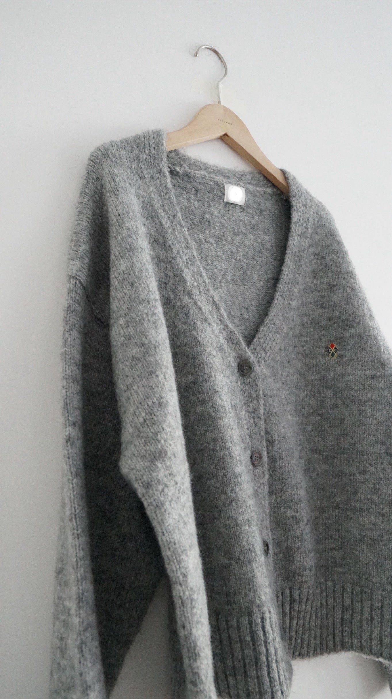 classic hign-end cardigan in grey (pre-order)