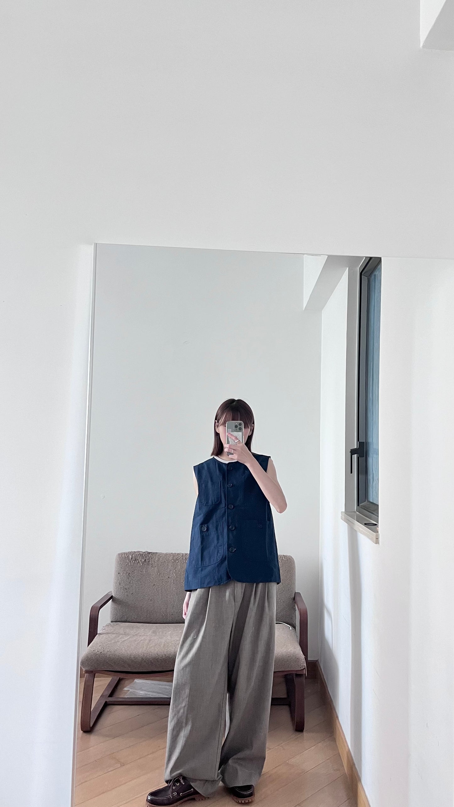 worker vest in navy