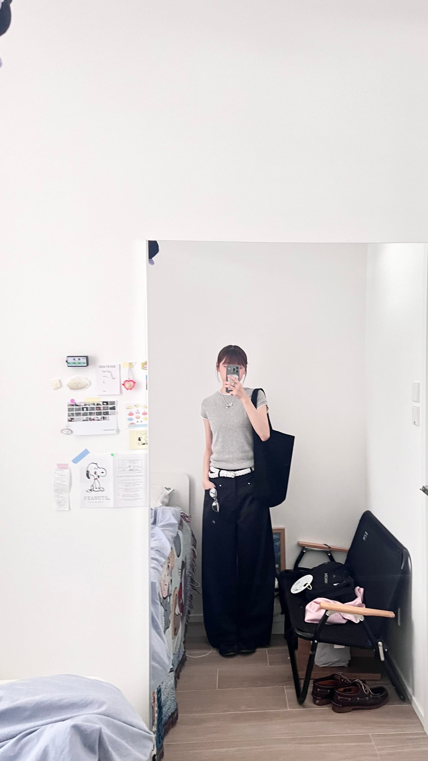 yui modal contrast trim tee in grey (pre-order)