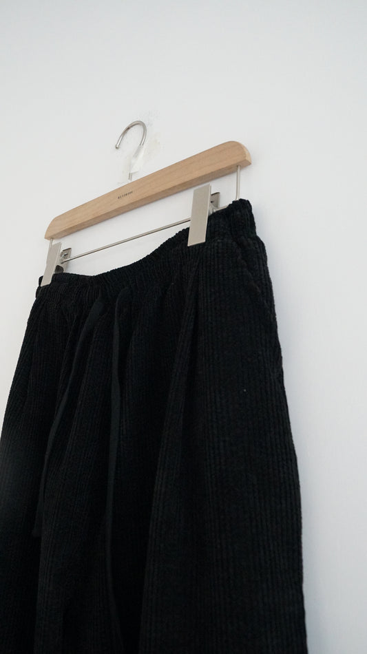 cozy corduroy wide pants in black ( pre-order )