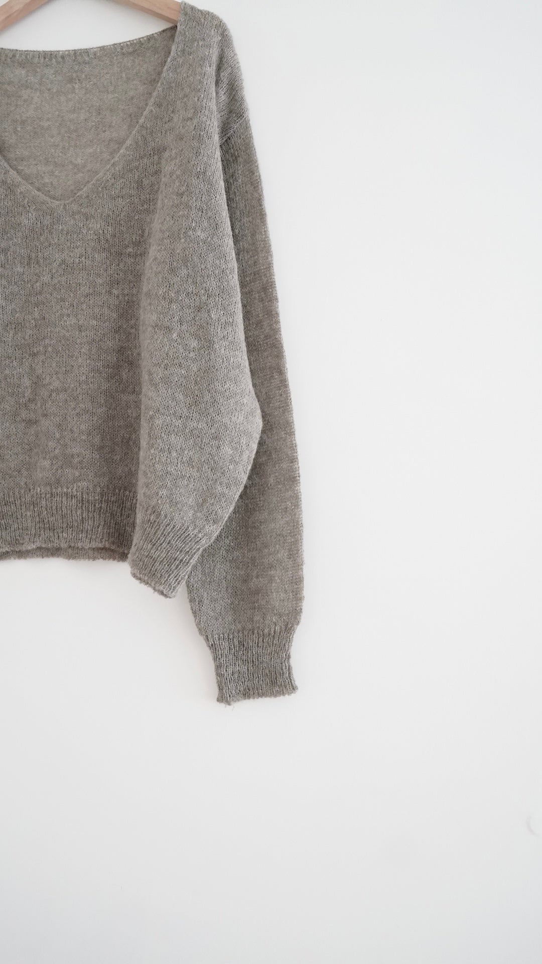 atelier light v-neck sweater in grey khaki (pre-order)