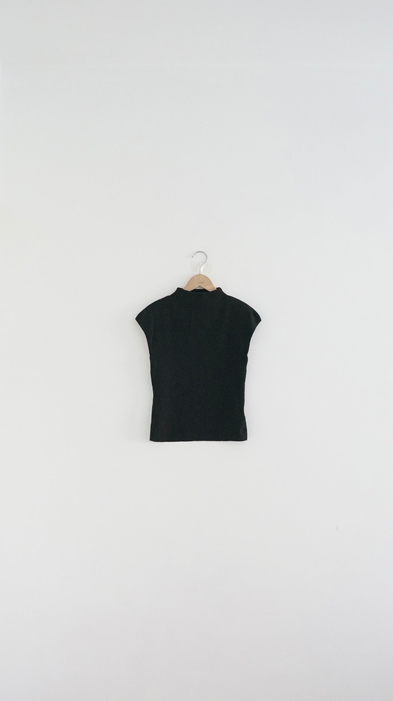 retro knit tank top in black