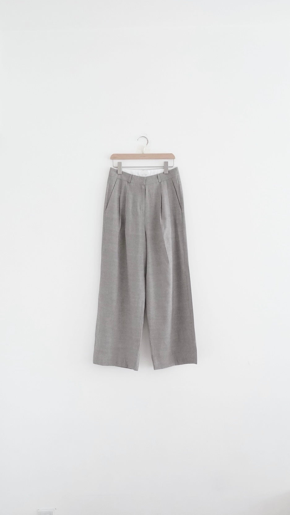 acre double pleat tailored wide-leg trousers in dark beige (pre-order)