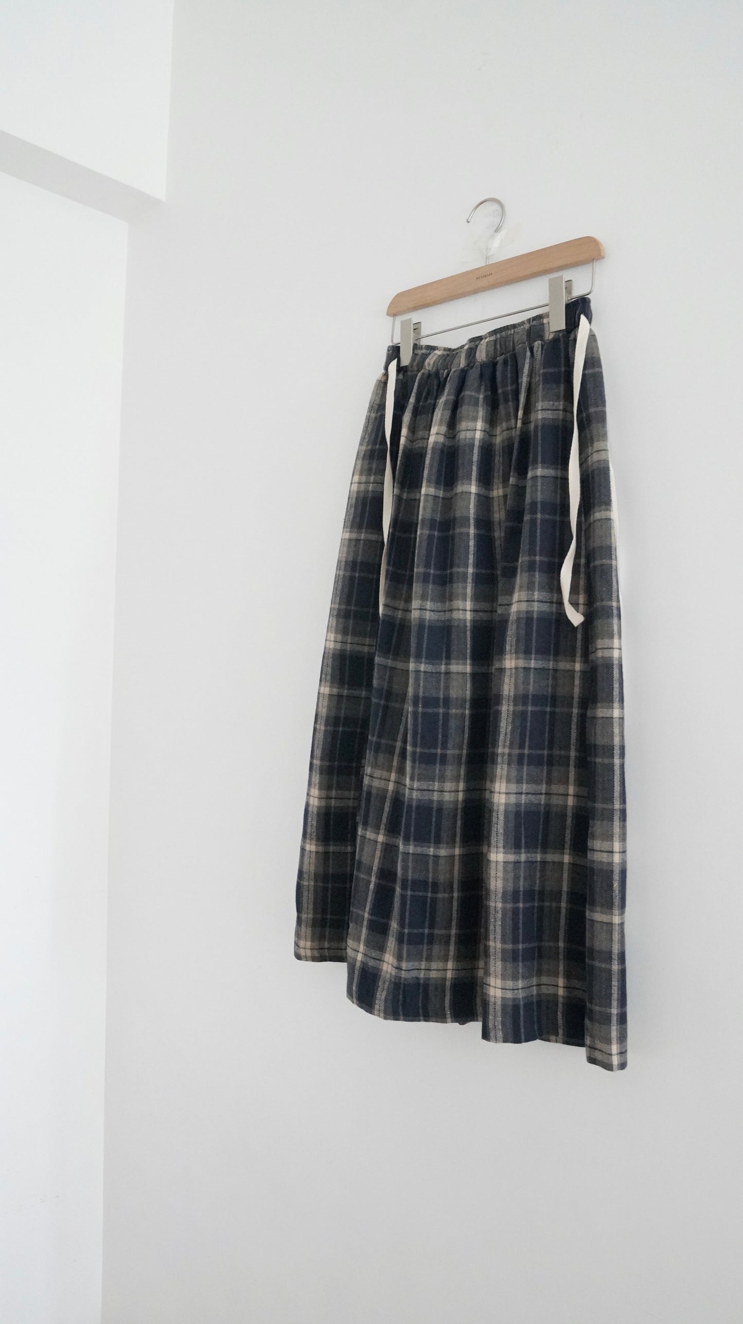 japanese style checked skirt in navy (pre-order)