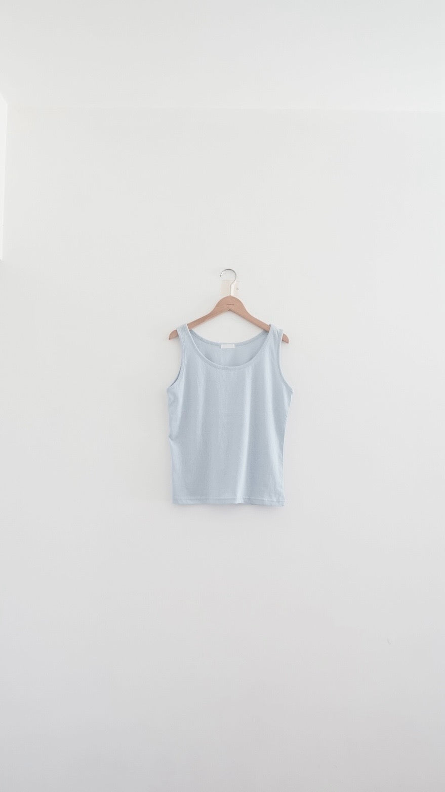 rom layering vest in light blue (pre-order)