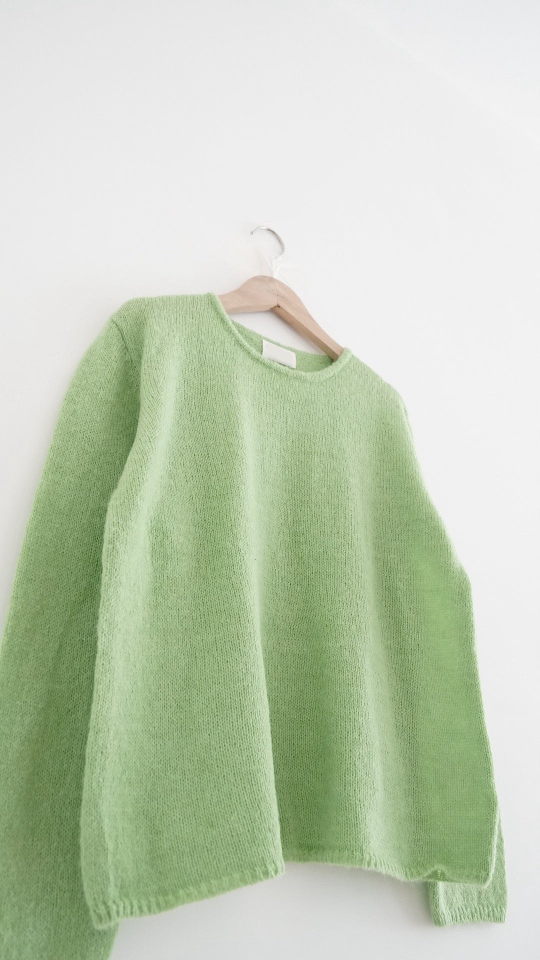 piano sweater in green (pre-order)
