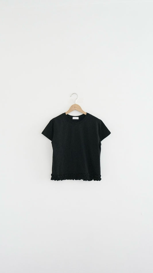 ruffle tee in black (pre-order)