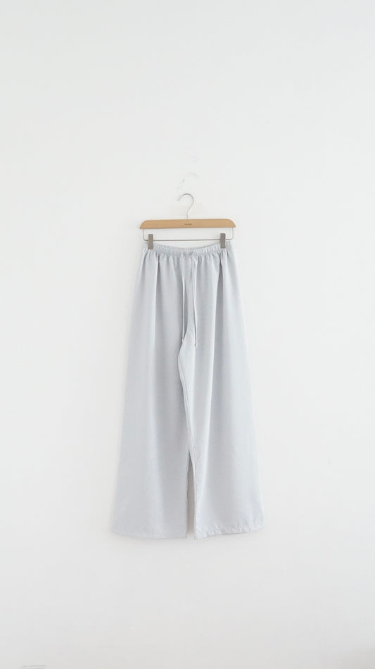 minimalist light pants in dust