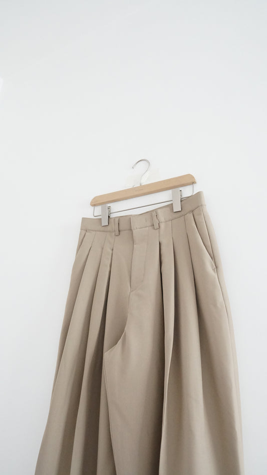 lowrise mode pants in beige (pre-order)