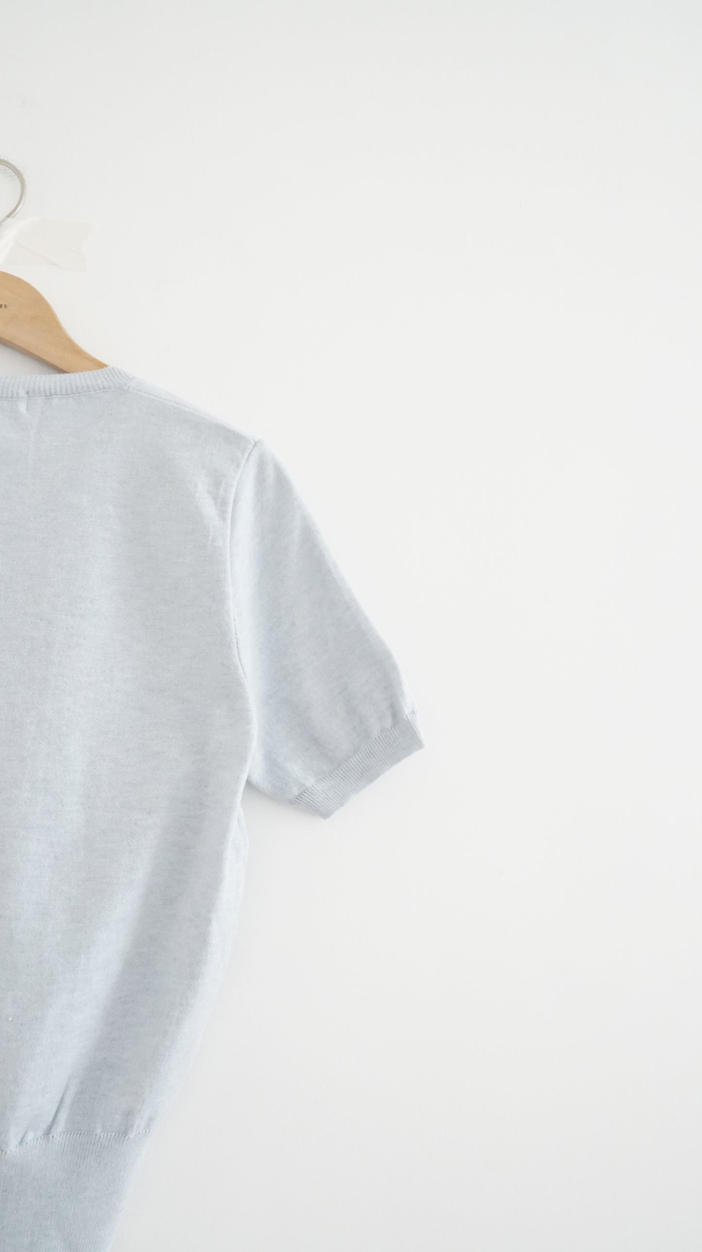 classic light knit top in baby-blue