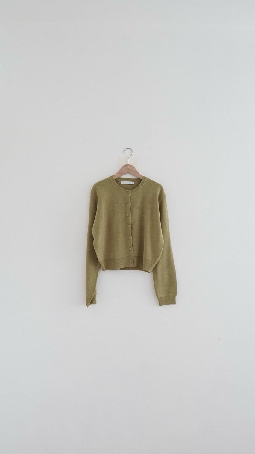 mizu classic cardigan in olive (pre-order)
